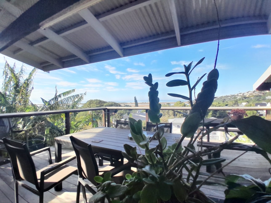 4 Bedroom Property for Sale in Poortjies Western Cape